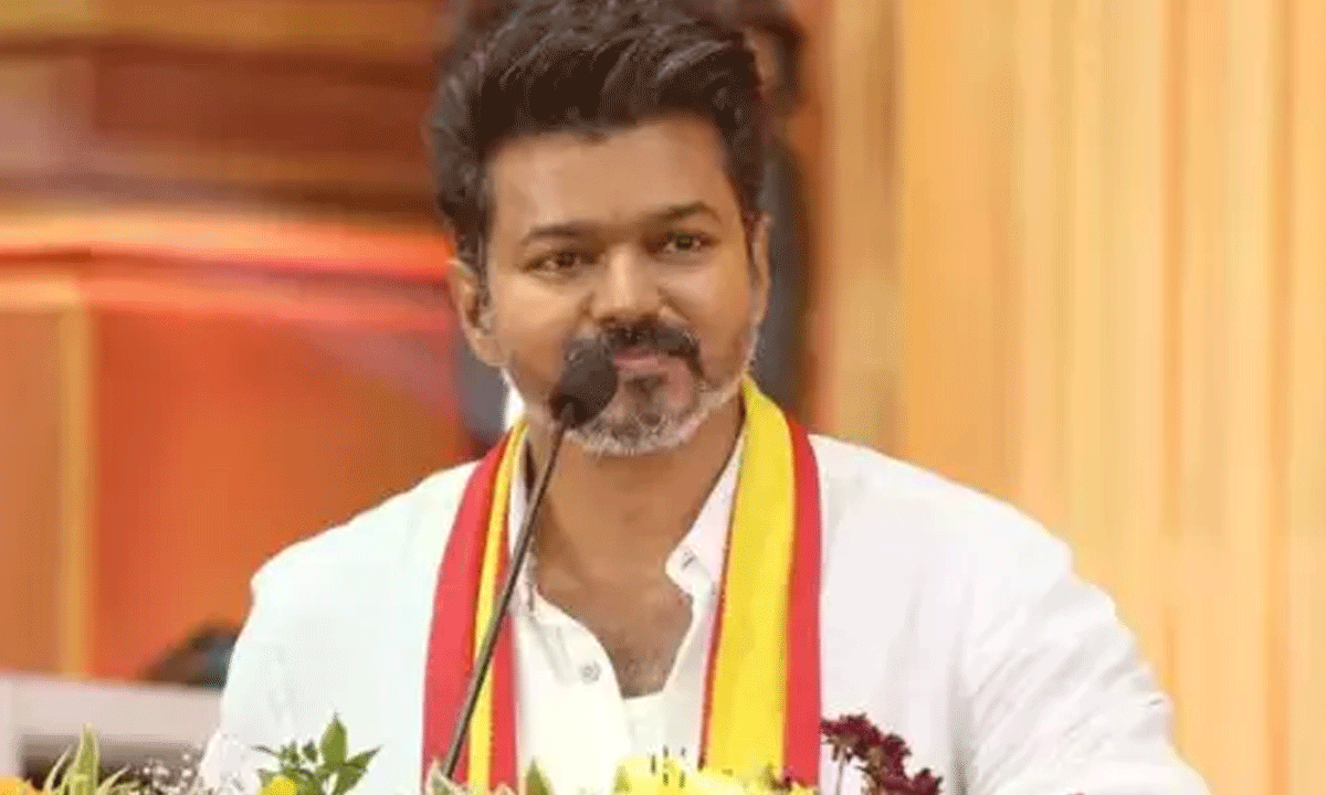 దళపతి ఆస్తులు అమ్మేస్తున్నారా? నిజమెంత?