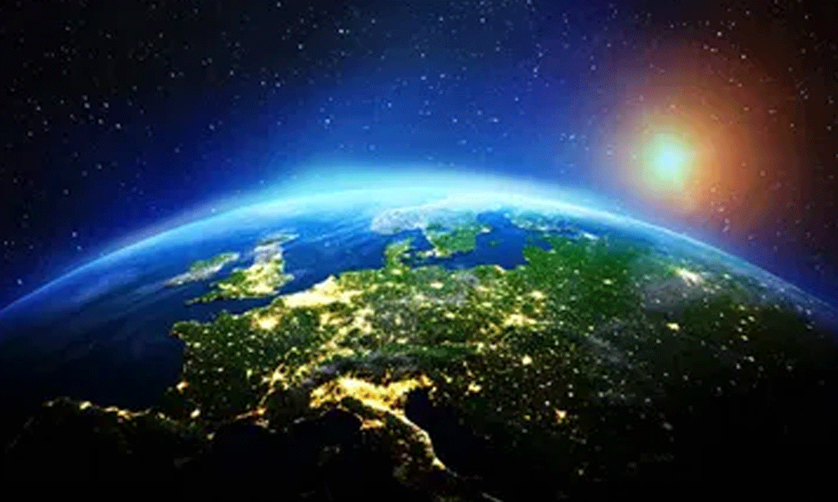 గాఢ రాత్రిలో వెలుగు కావాలా..? ఐతే ఈ కంపెనీని ఆశ్రయించాల్సిందే.. డైరెక్ట్ సూర్యుడు డోర్ డెలివరీ..