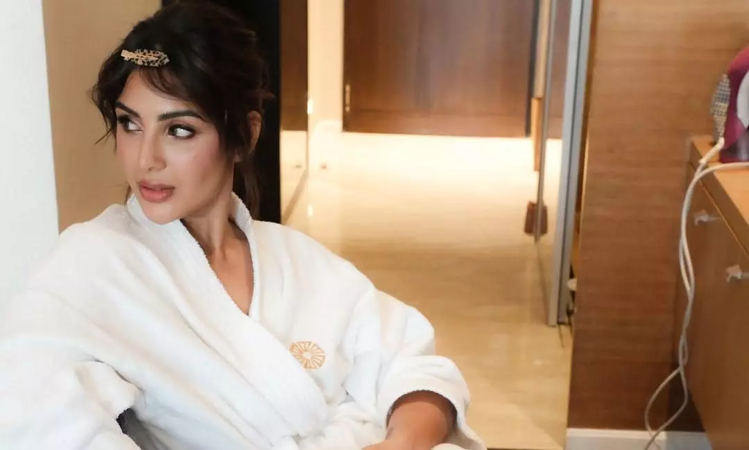 సంయుక్త మేనన్ గ్లామర్ షో… మత్తెక్కించే లుక్స్‌తో ఫ్యాన్స్ ఫిదా!