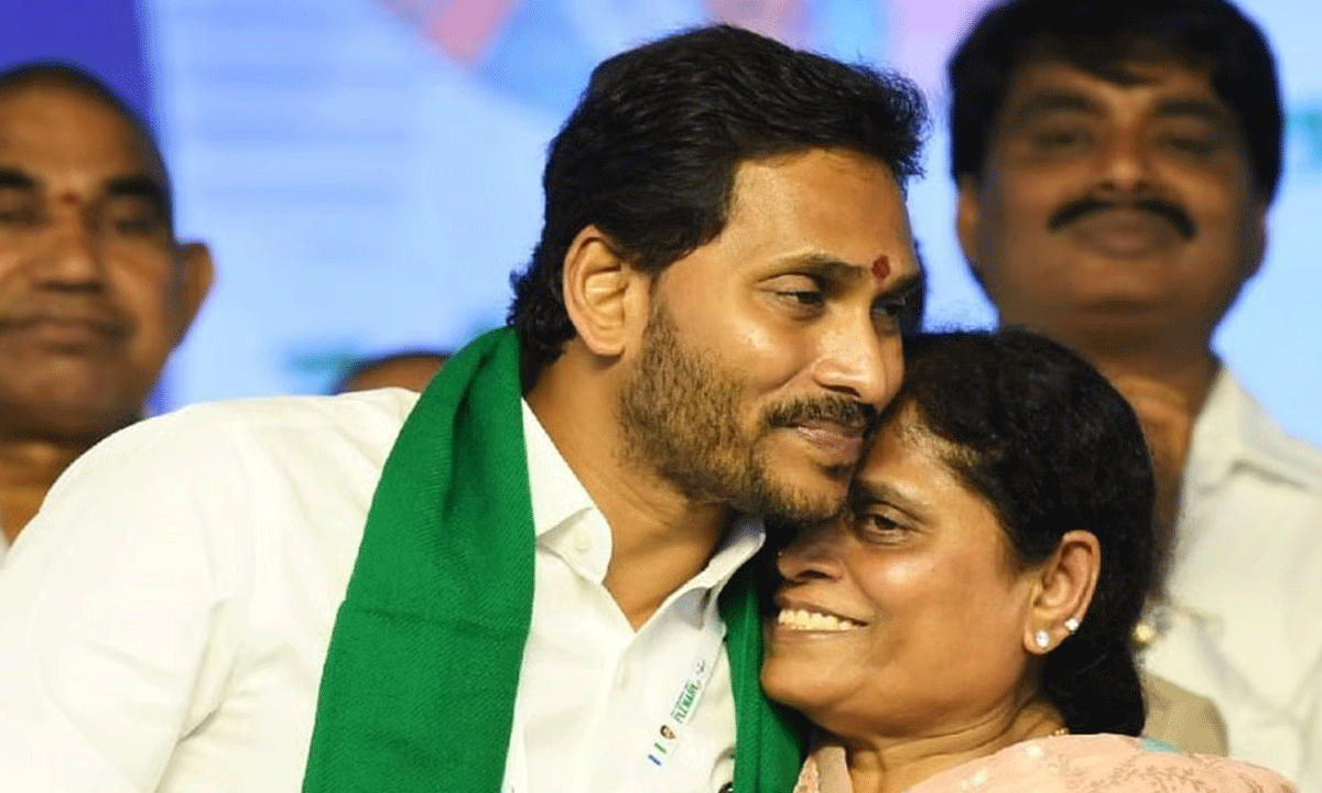 ఎదురు నిలిచిన విజయమ్మ ...జగన్ కి భారీ షాక్