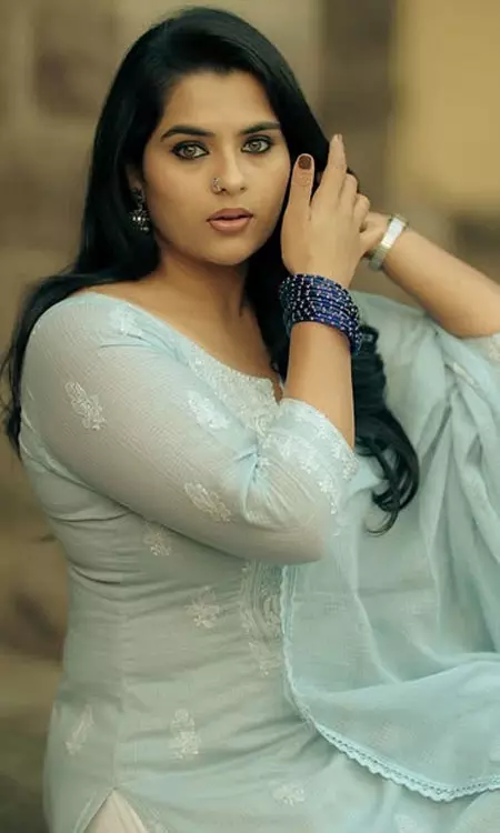 Kavya Kalyanram Wraps Ramzan Season with Fashionable Flair