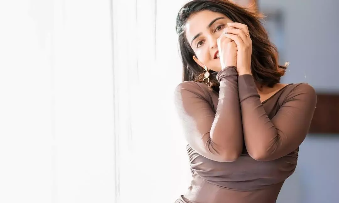 ట్రెండీ లుక్‌తో అదరగొట్టిన అనన్య నాగళ్ళ.. సోషల్ మీడియాలో వైరల్