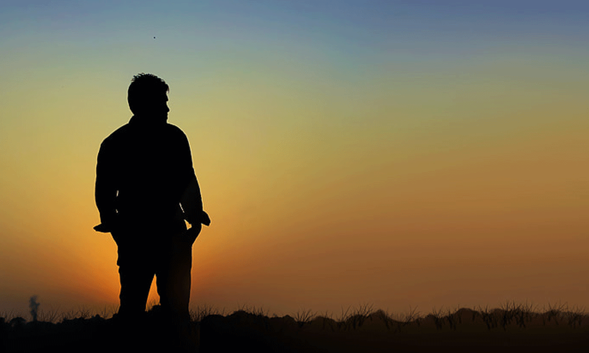 యువ హీరోల్లో అత‌డో సంచ‌ల‌న‌మే!