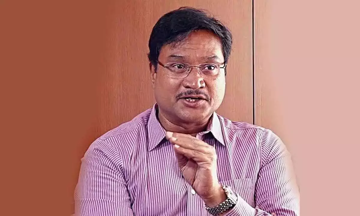 రాజకీయాలు లేవు.. కుల కోణం లేదు..  పవన్ కళ్యాణ్ భేటీపై రంగనాథ్ స్పష్టత