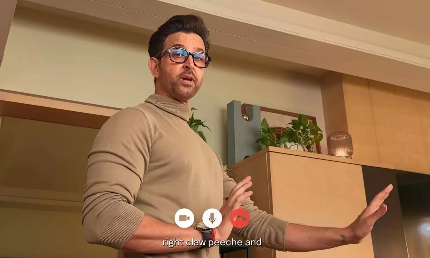 హృతిక్ రోషన్ vs ఏలియన్ రాకీ..ప్రాజెక్ట్ హైల్ మేరీ వీడియో వైరల్..!