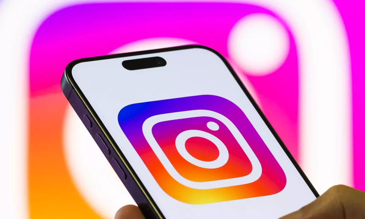 ఇంస్టాగ్రామ్ లో ఒక్క పోస్ట్ కి కోట్లు తీసుకుంటున్న టాప్ సెలబ్రిటీస్ వీళ్లే!