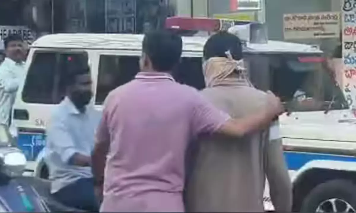 విజయవాడలో ఉగ్రమూలాలు.. ఆ ముగ్గురి వెనుక అంత పెద్ద నెట్ వర్క్ ఉందా..?