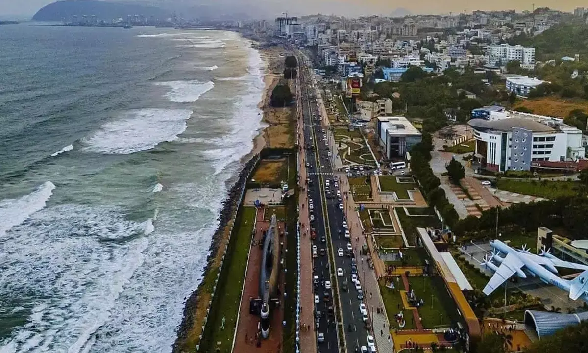 బిగ్ డిబేట్‌:  విశాఖ‌ `ఆర్థిక రాజ‌ధాని` అవుతుందా..!