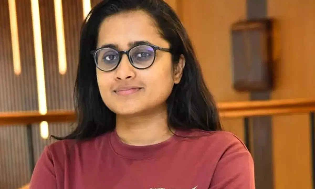 శ్రీకాకుళం నుంచి లేడీ డైరెక్ట‌ర్!