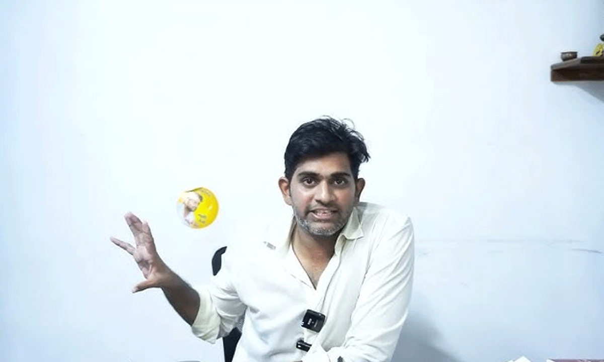 అస్మిత్ పాలిటిక్స్.. ఆనందమేనా..! అస్మిత్ పాలిటిక్స్.. ఆనందమేనా..!