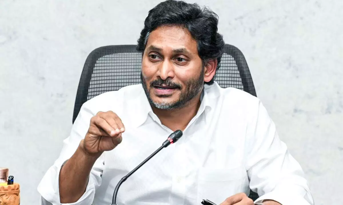 జగన్  ప్లాన్ బీ : అయిపోయిన పెళ్ళికి బ్యాండ్ మేళం