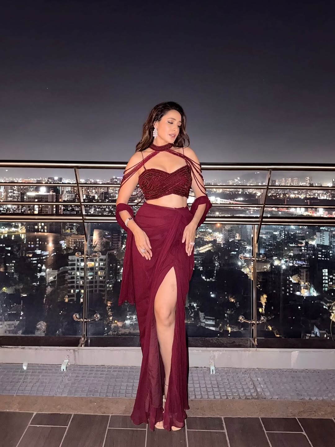 Pragya Jaiswals Desi Nights Glamour: From Kanche to Daaku Maharaaj