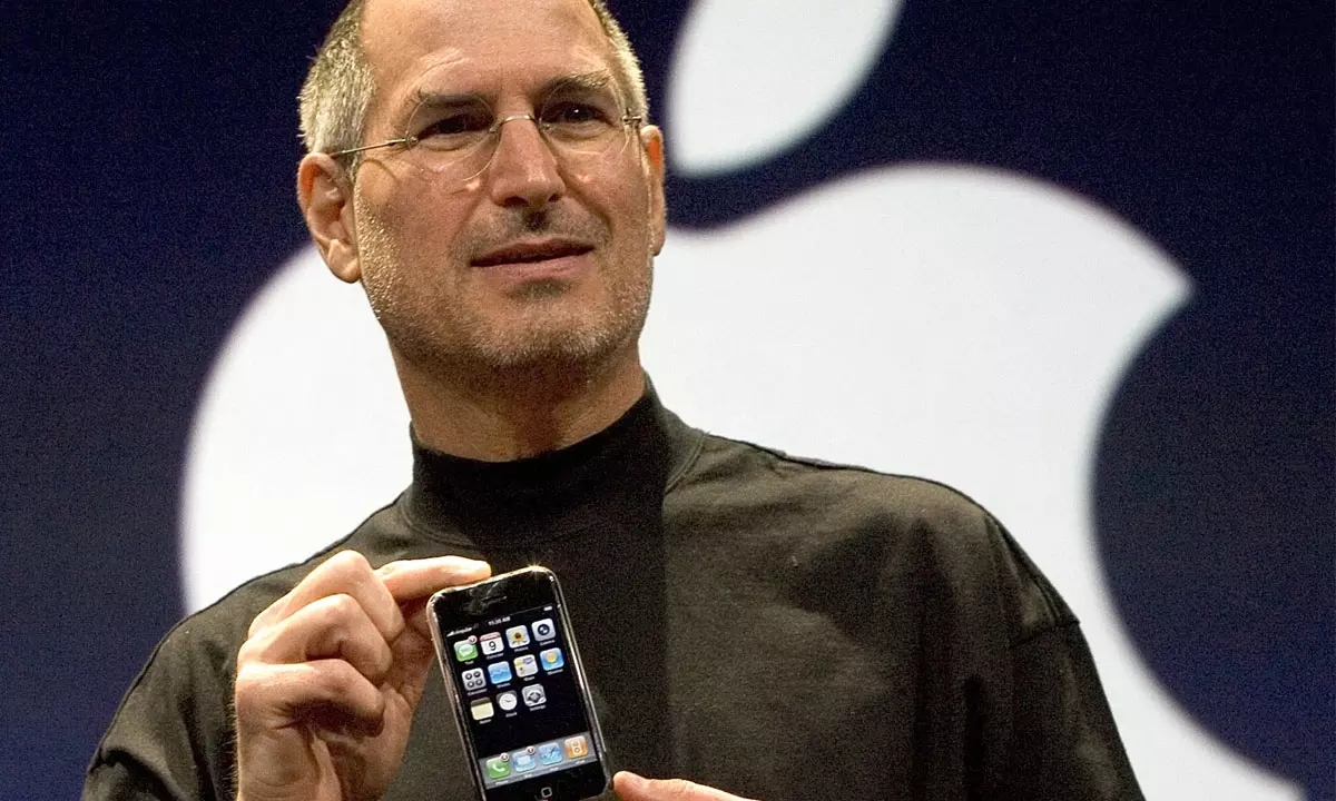 మన ఫోన్ లోని యాప్స్ మొత్తం మాయం.. వాటి స్థానంలో ఉండేవి ఇవే..