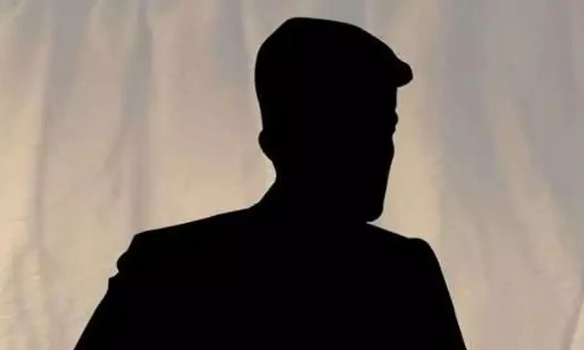 స్టార్ హీరో అనారోగ్యం.. 2900 కోట్ల ఆస్తి తోబుట్టువుల‌కు ధారాద‌త్తం!