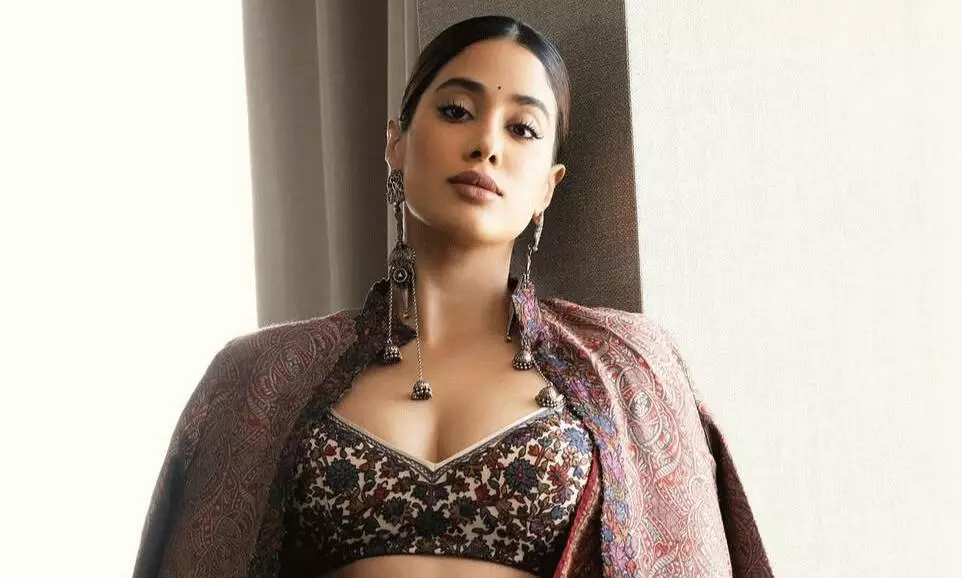 మందు బాబుల‌కు మ‌ద్ద‌తు ప‌లికిన జాన్వీ క‌పూర్!