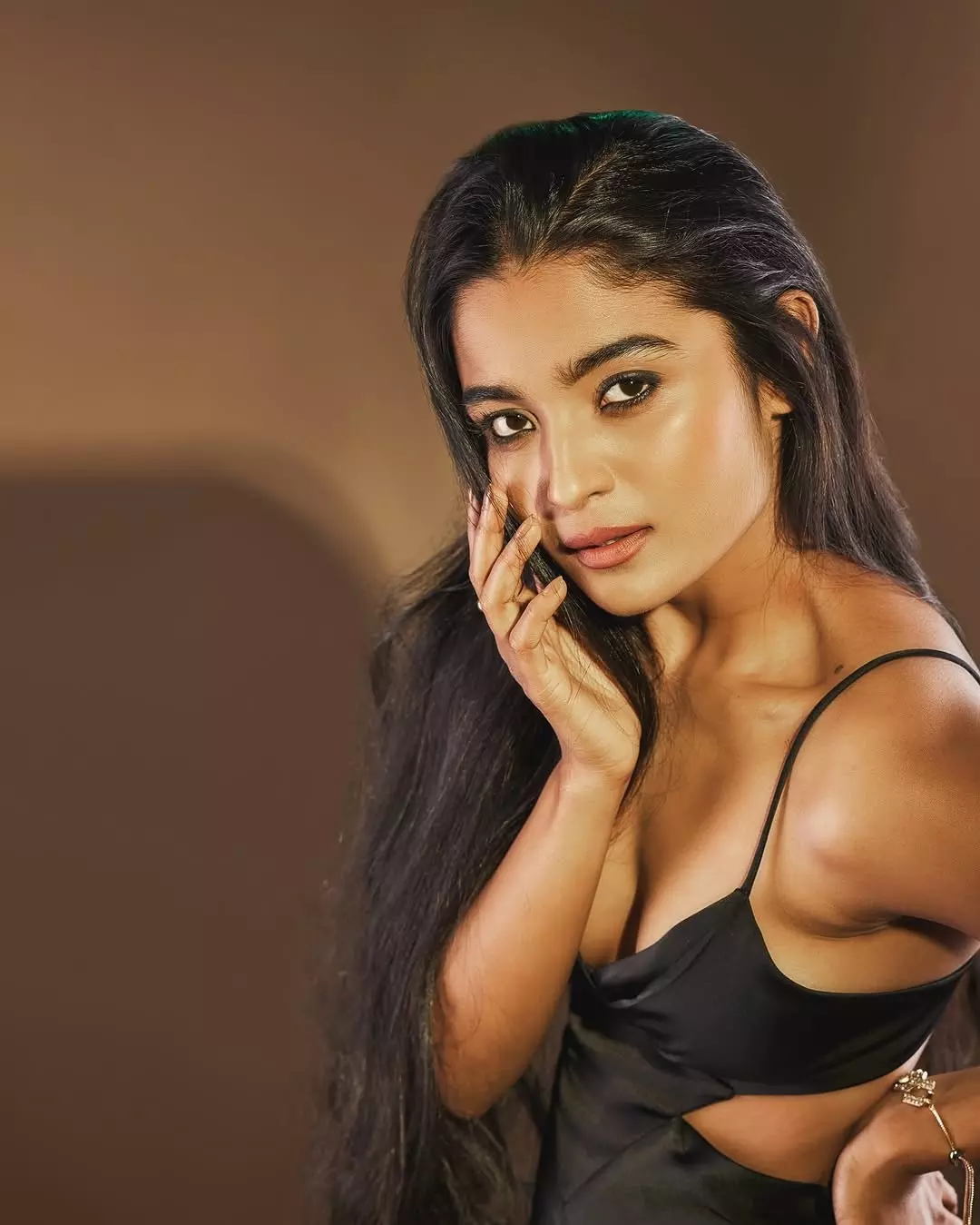 Chaithra J Achar stuns in bold photoshoot with elegant black look