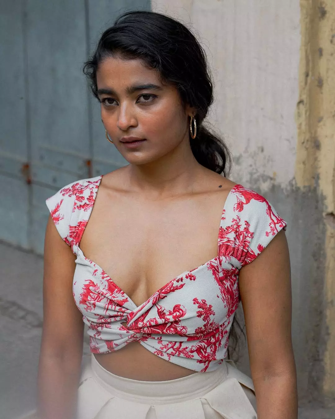 Chaithra J Achar stuns in bold photoshoot with elegant black look