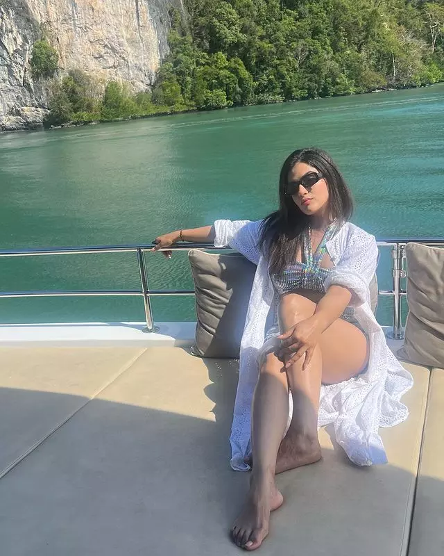 Kavya Thapar Turns Heads with Her Radiant Glam Look Kavya Thapar Turns Heads with Her Radiant Glam Look