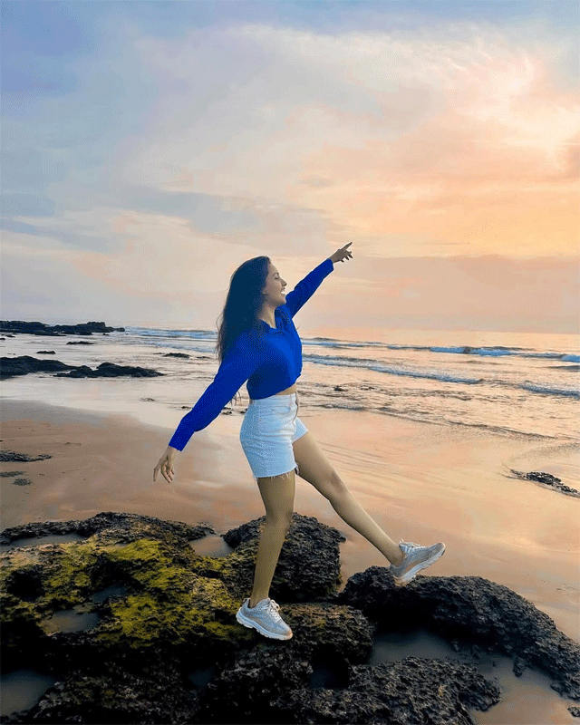 Deepika Pilli’s Refreshing Library Look Steals Hearts