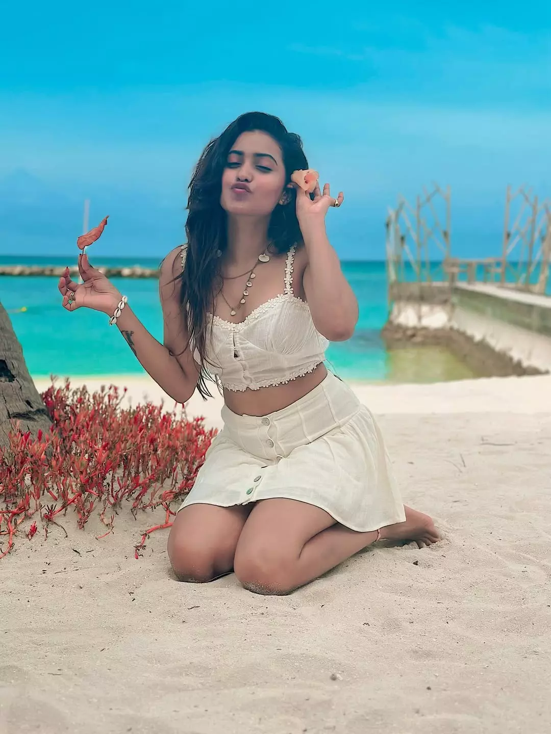 Deepika Pilli’s Refreshing Library Look Steals Hearts Deepika Pilli’s Refreshing Library Look Steals Hearts