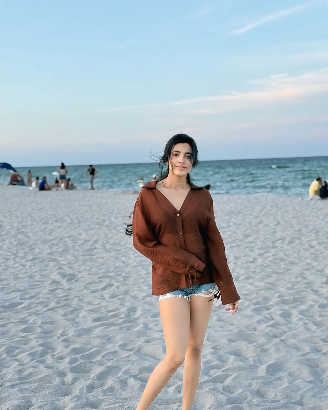 Shivani Nagaram Stuns in Elegant Saree Photoshoot, Wins Hearts with Grace Shivani Nagaram Stuns in Elegant Saree Photoshoot, Wins Hearts with Grace