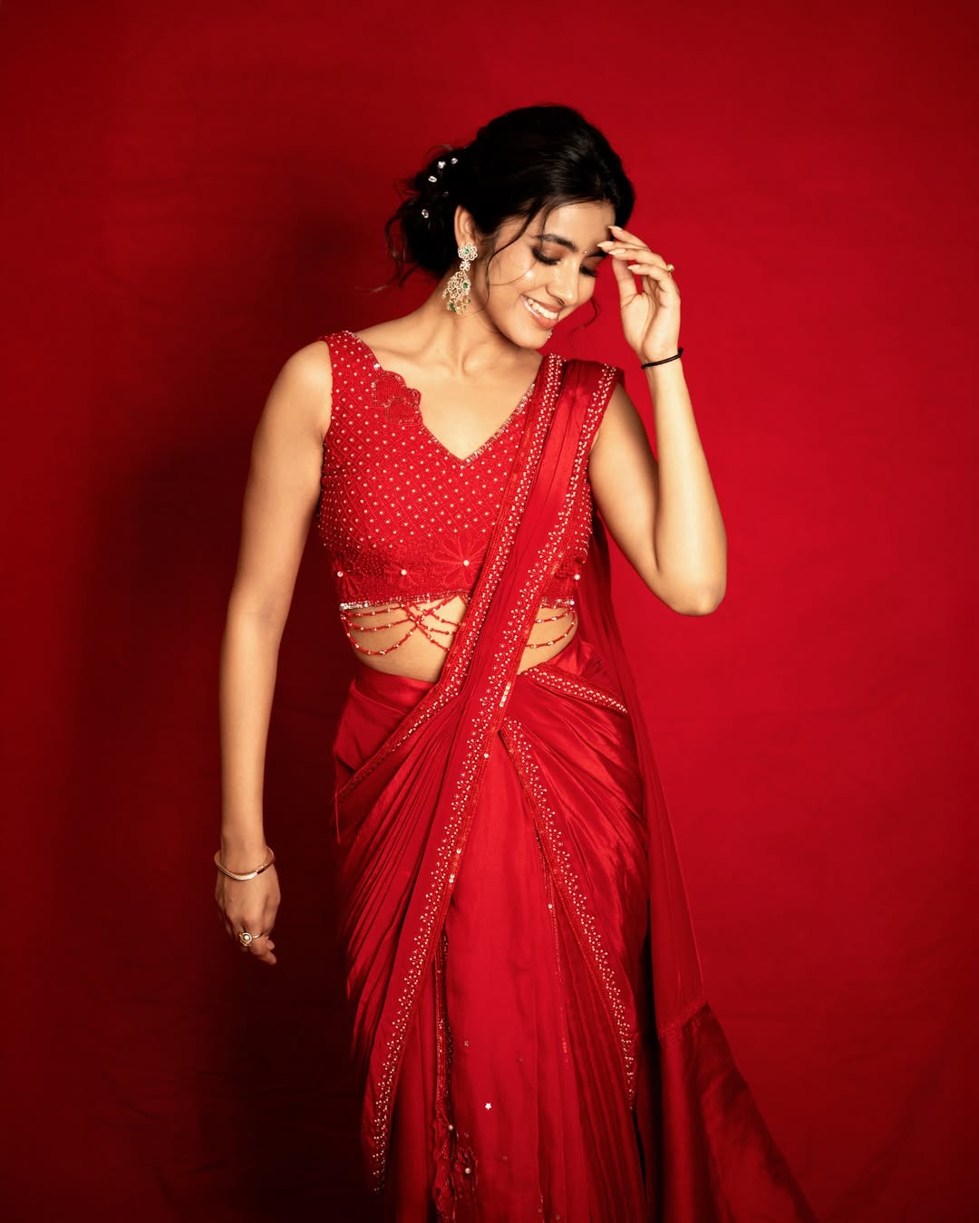 Shivani Nagaram Stuns in Elegant Saree Photoshoot, Wins Hearts with Grace