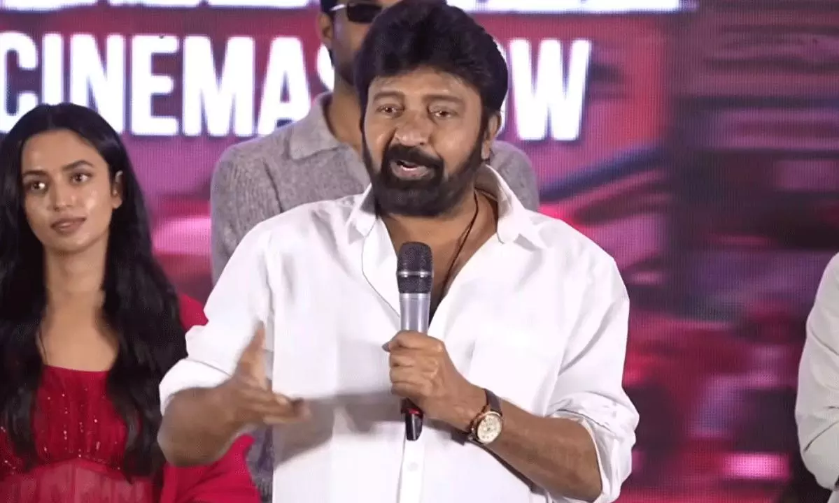 జీవితతో బైక్ ప్రయాణం.. ఆనాటి జ్ఞాపకాలు గుర్తుచేసిన రాజశేఖర్!