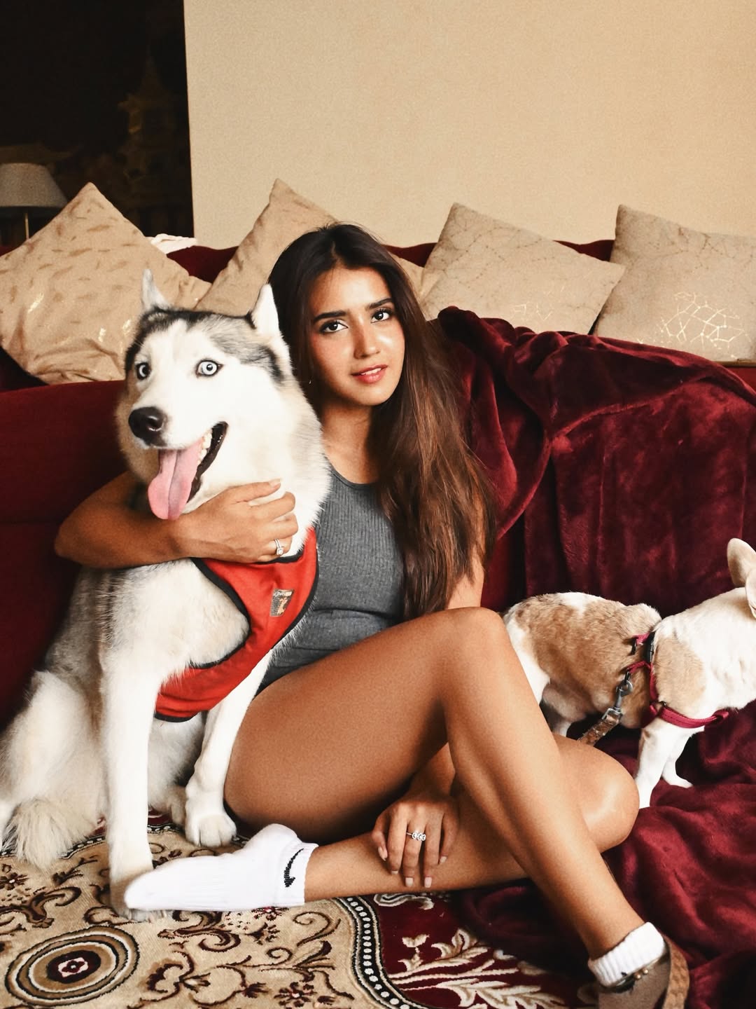 Roshni Walia Shines Bright in a Captivating New Look