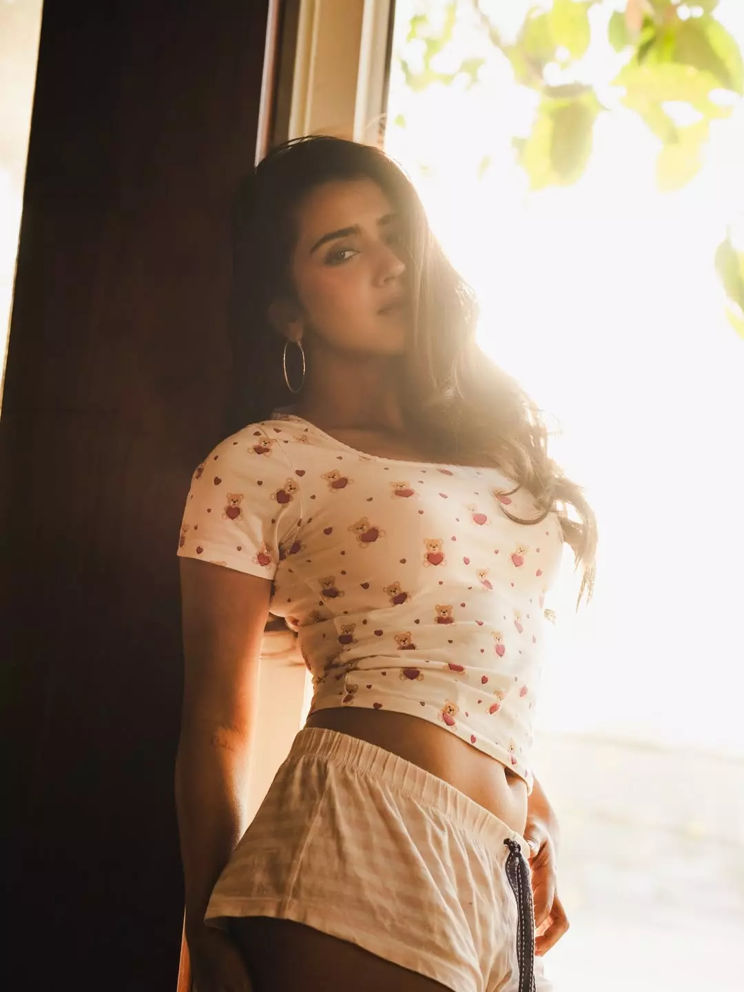 Roshni Walia Shines Bright in a Captivating New Look