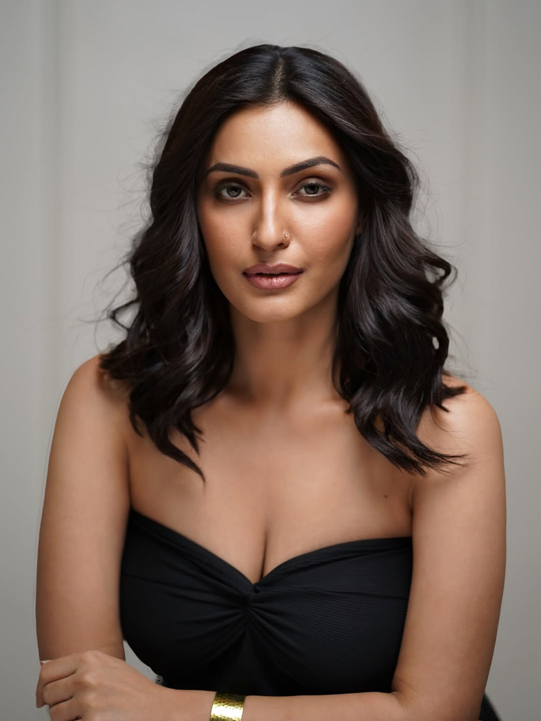 Elegance Redefined: Shivangi Verma at the Star-Studded Night