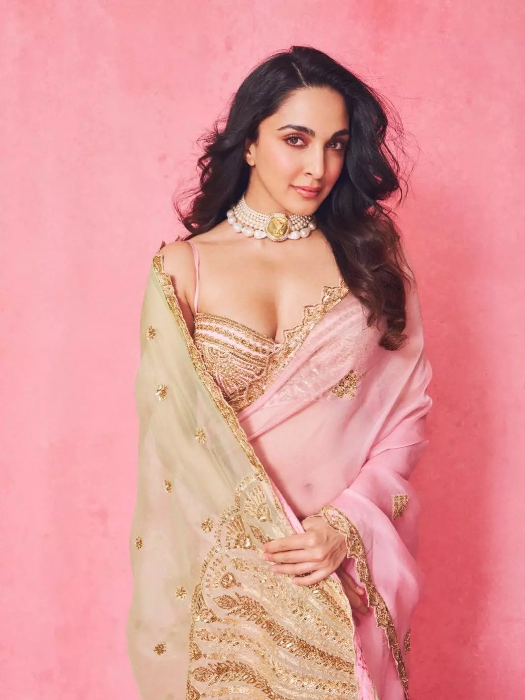 Kiara Advani Looks Graceful In Pink Saree