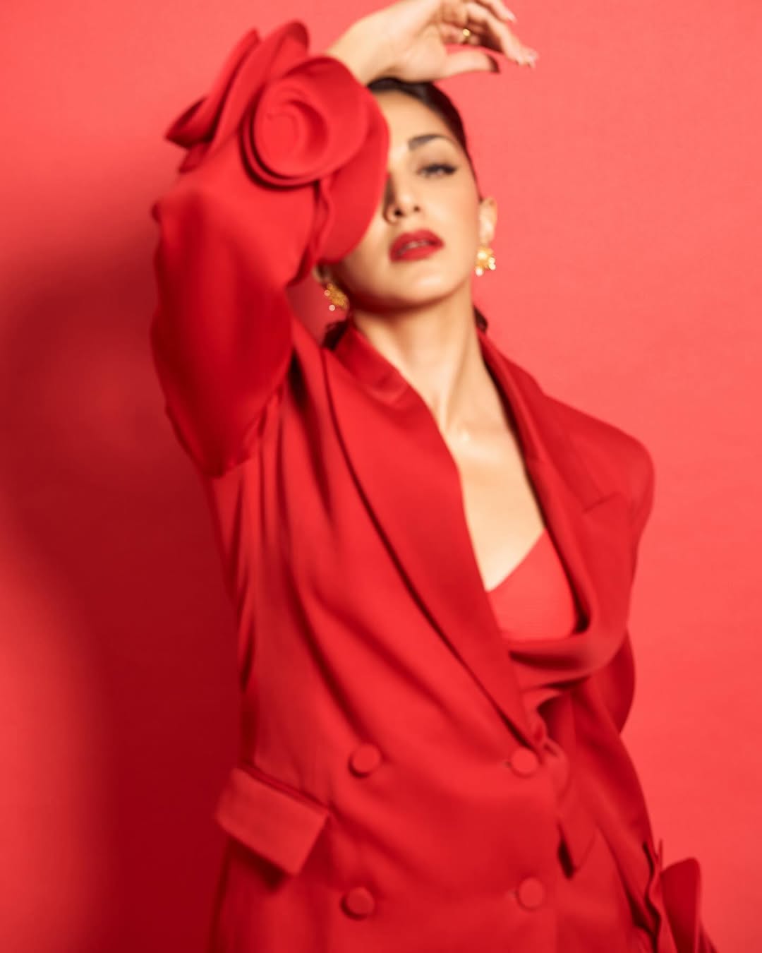 Kiara Advani Looks Graceful In Pink Saree