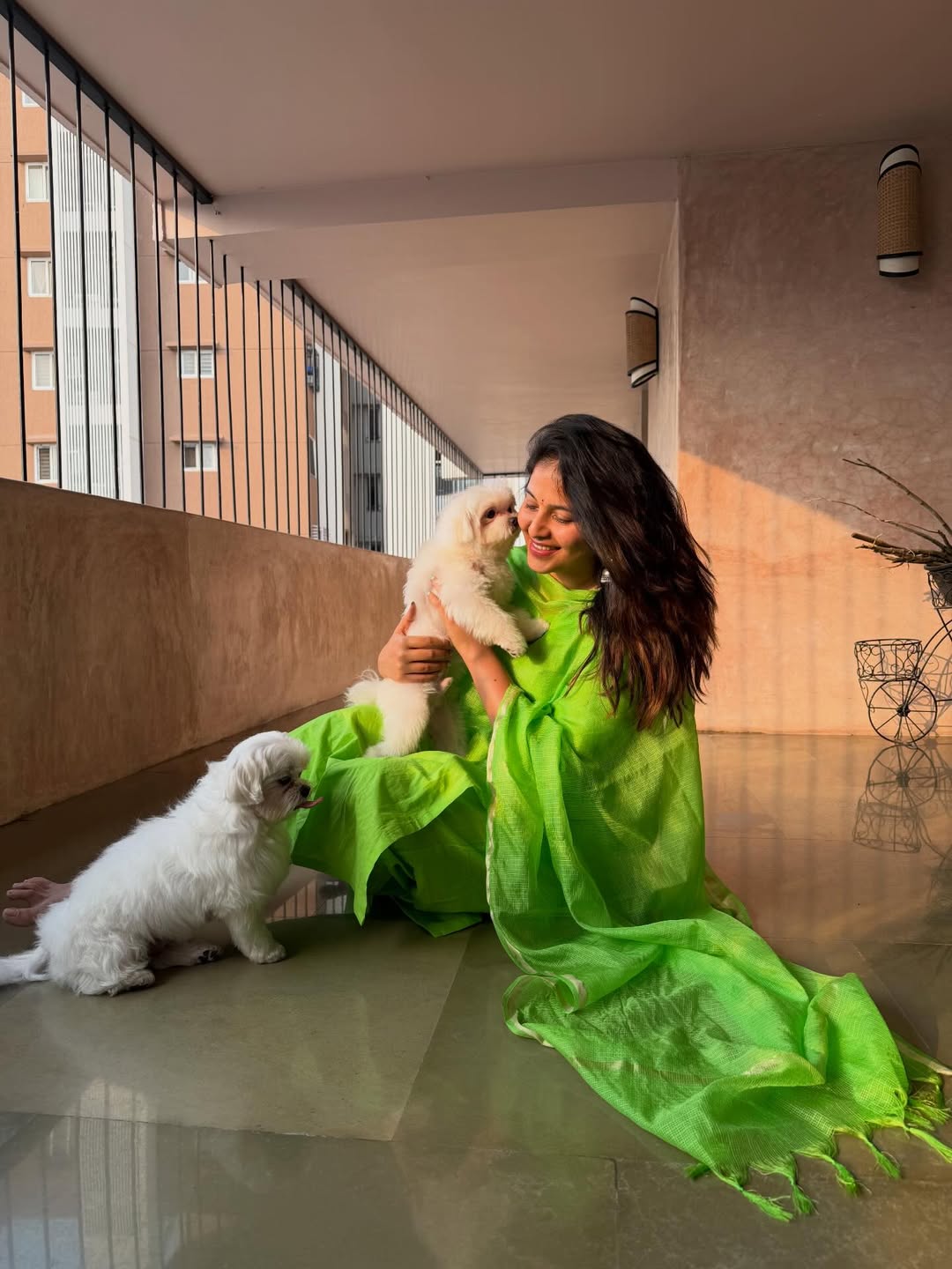 Anjali Shares a Beautiful Corridor Pics on Instagram Anjali Shares a Beautiful Corridor Pics on Instagram