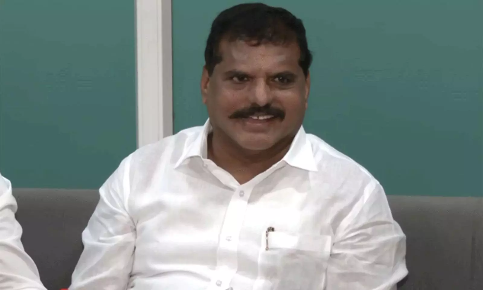 ప్రత్యేక హోదా...చాన్నాళ్ళ తర్వాత వైసీపీ నోట