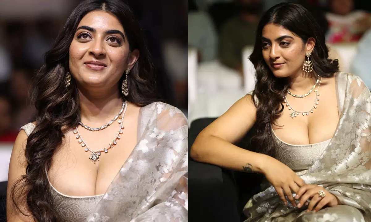 న్యూ వైరల్ గర్ల్.. ఎక్కడ చూసినా ఆమె ఫోటోలే!