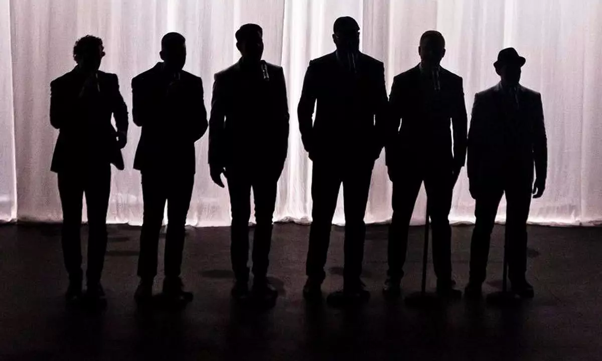 సీనియర్స్ అంతా బిజీ బిజీగా గడిపేస్తున్నారు ఎందుకు? సీనియర్స్ అంతా బిజీ బిజీగా గడిపేస్తున్నారు ఎందుకు?