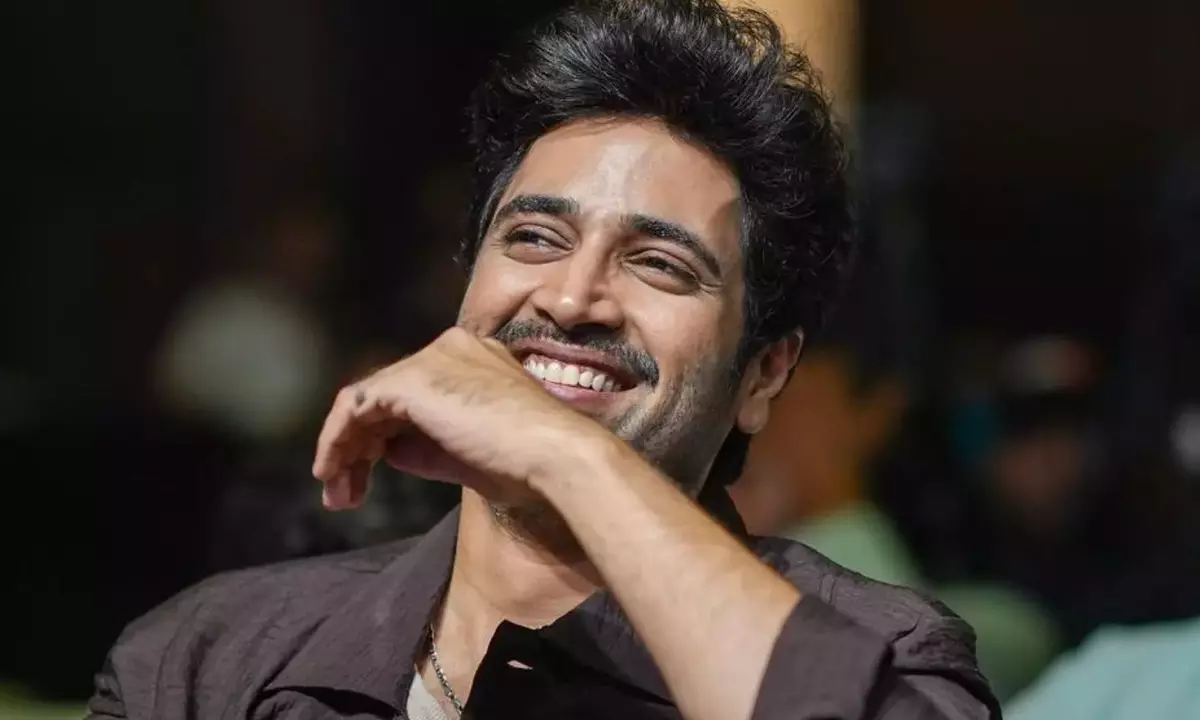 శేష్ పంచ్.. ఆ హీరో ఫీలయ్యారా?