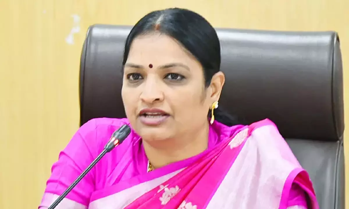 మాజీ మంత్రి.. డ‌బుల్ గేమ్‌.. !