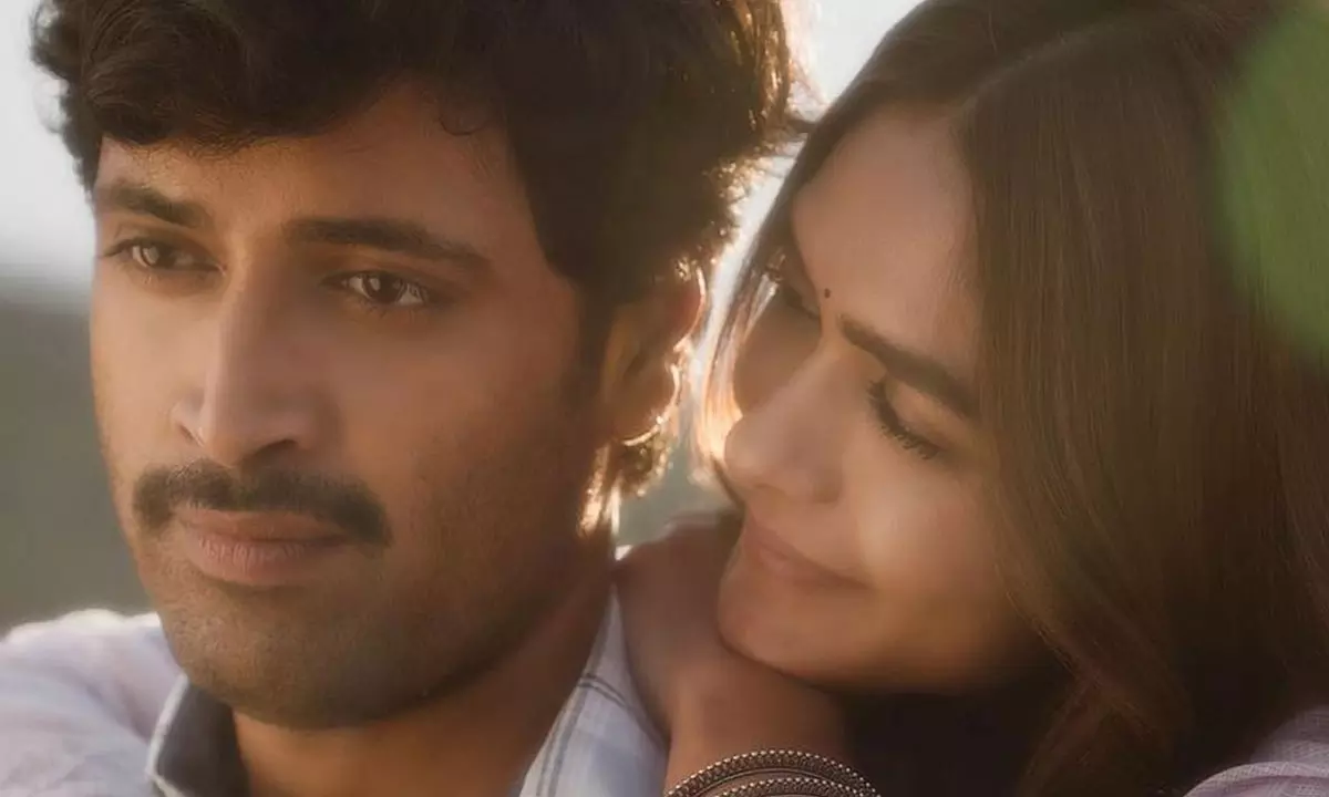 డెకాయిట్ మామూలు ల‌వ్‌స్టోరీ కాదు!