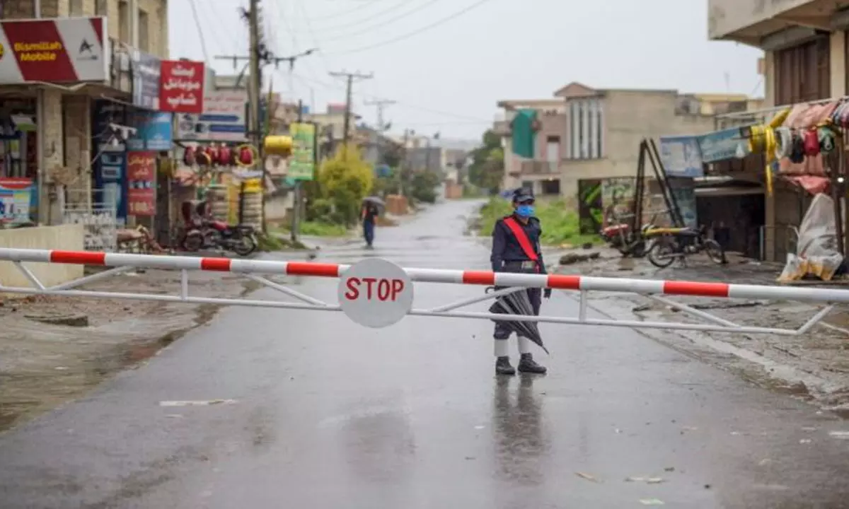 దేశవ్యాప్తంగా స్మార్ట్ లాక్‌డౌన్ ప్రకటింపు..రాత్రి 8కే షాపులు క్లోజ్..ఎక్కడంటే!