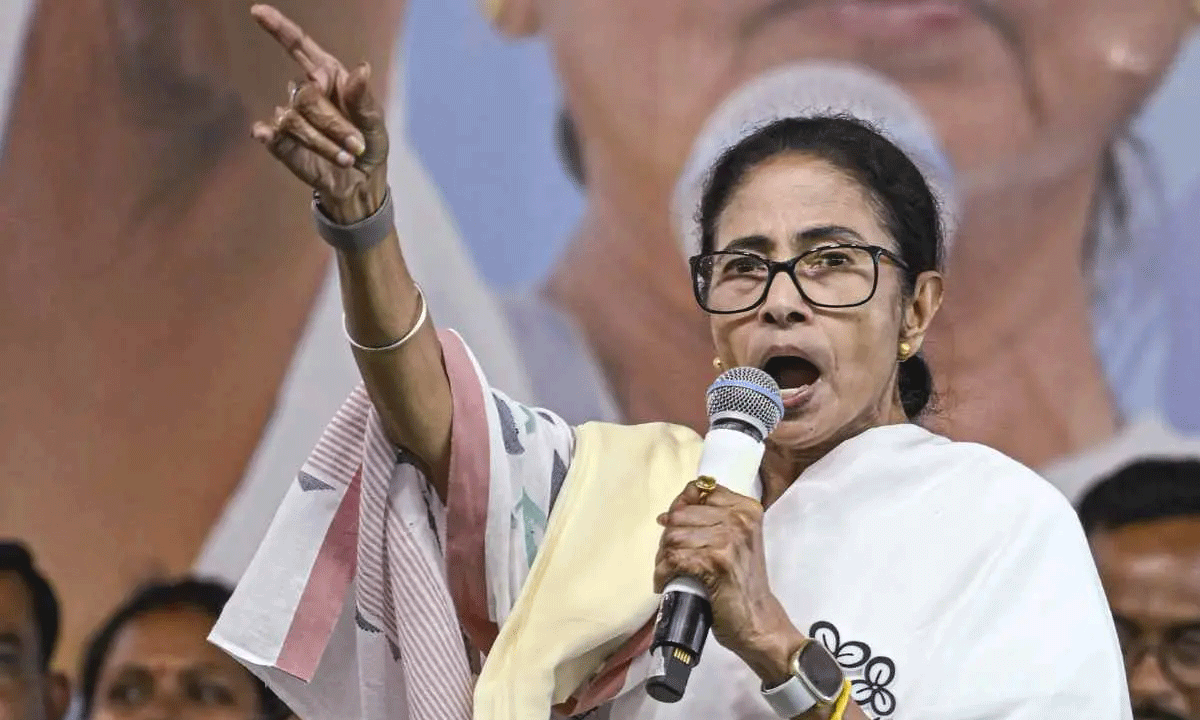 ప్రధానిగా మమతా దీదీ...నిజమేనా ?