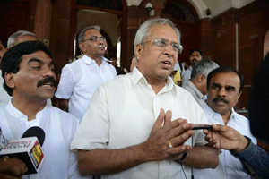 6 Seemandhra MPs will be suspended from Congress says PC Chacko