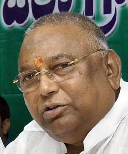 Rayapati Sambasiva rao On Narsarao Pet