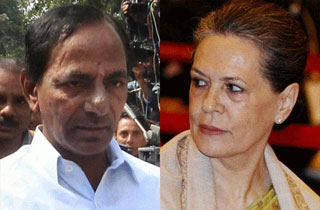 KCR Ready to Comments on Sonia Gandhi