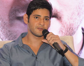 Mahesh promoting Samanta Chappal brand