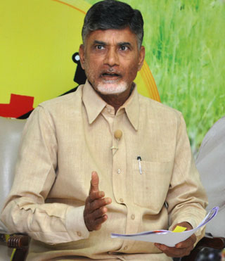 Chandrababu Naidu Feels over Seemandhra