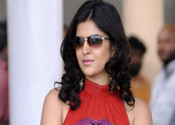 Deeksha Seth happy with Lekar Hum Deewana Dil movie