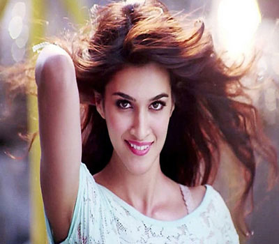 Kriti goes Bonkers over Babu