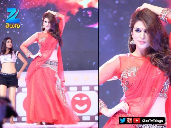 Spotted: Ravishing Sharaddha Das on Stage!