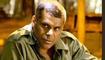 Policeman rescues Ashish Vidyarthi from drowning on set